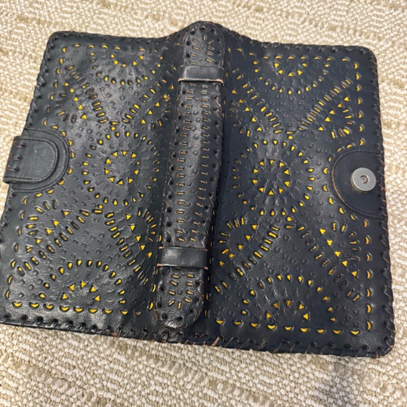 Cleobella Black Clutch - Picture 6 of 7